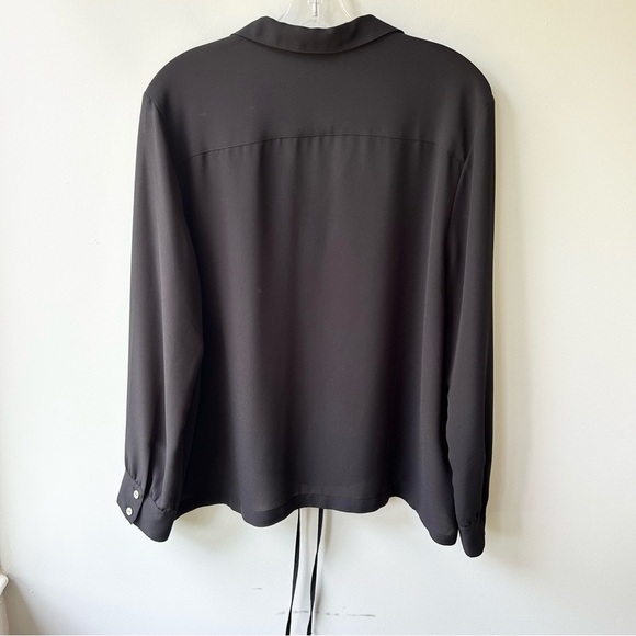 J Jill Wearever button down long sleeve drawstring hem blouse - Picture 5 of 7